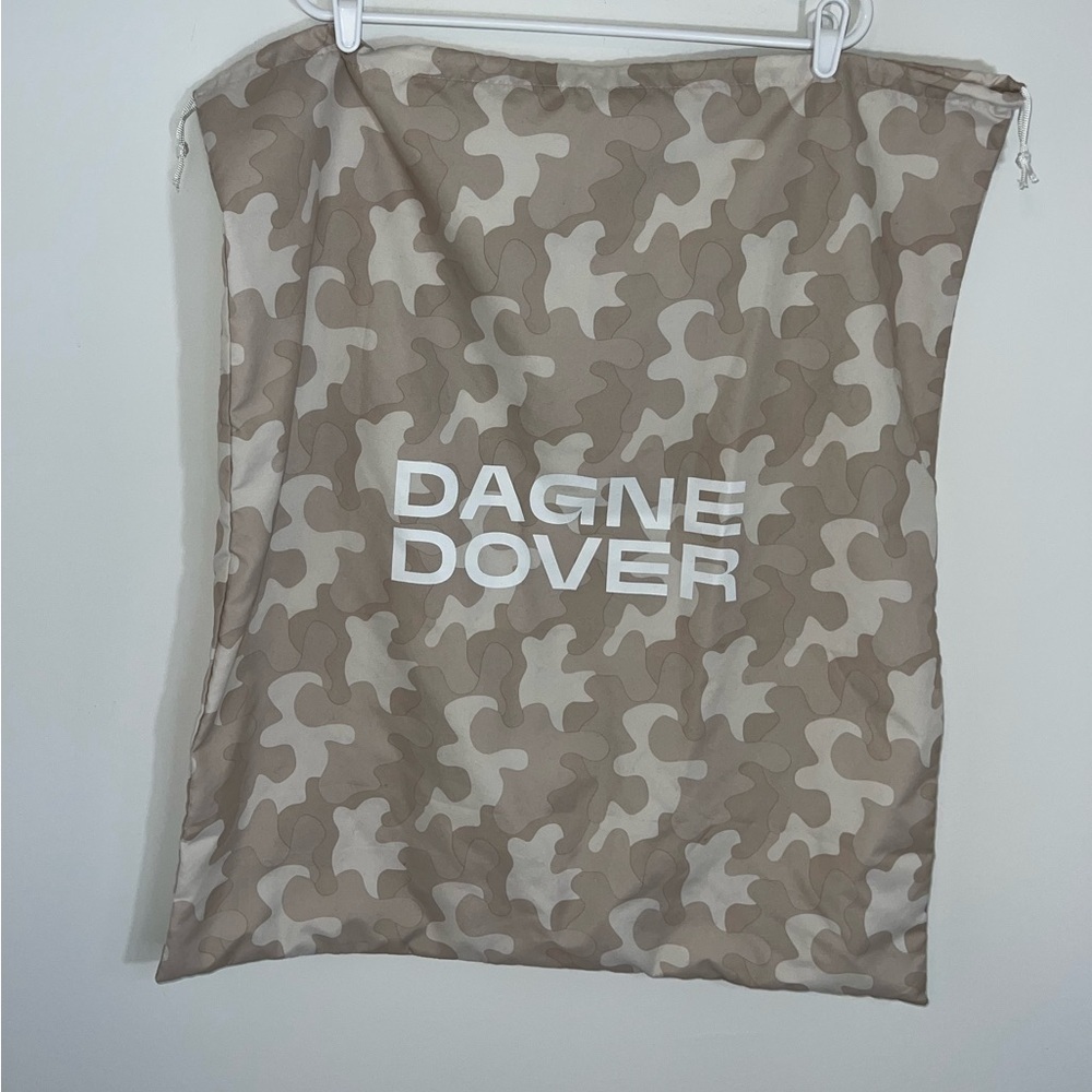 Dagne Dover Tan and Cream Patterned Dust Bag